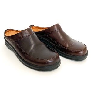 Footprints By Birkenstock Ashby Leather Mules